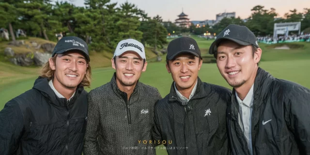 大野城市東大利方面のゴルフ場で、30代〜40代の男性ゴルファーがゴルフウェア姿でバストアップ、夕方の落ち着いた雰囲気の中で撮影された様子