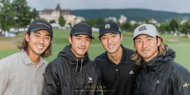 一宮市千秋町周辺のゴルフ場で、ゴルフウェア姿の男性ゴルファー4人がバストアップで並び、ラウンド前に落ち着いた表情で撮影されている様子