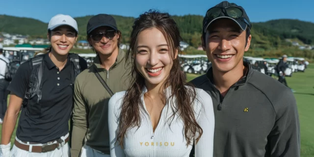 船橋市東船橋エリア在住のゴルファーが、平日ラウンド終了後に仲間と談笑しながらバストアップで写っている様子