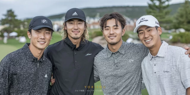 海老名市今里在住の30代男性ゴルファー4人が、ゴルフウェア姿でバストアップになり、ラウンド後の会話を楽しんでいる様子。