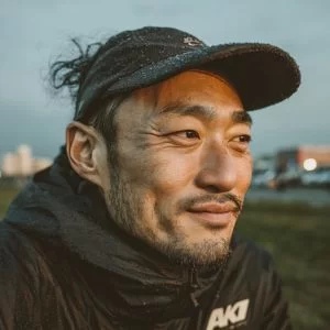 大阪市東住吉区在住の40代男性ゴルファーが、穏やかな表情で写るバストアップ写真