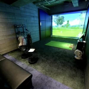 淀屋橋駅周辺 GateLuck-golf&bar インドアゴルフ