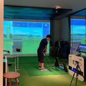R.B ゴルフ倶楽部 田町　インドアゴルフ