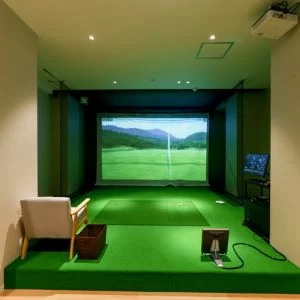 トライホークス桂　インドアゴルフ