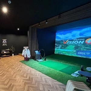 Aravagolf 京都桂店　インドアゴルフ