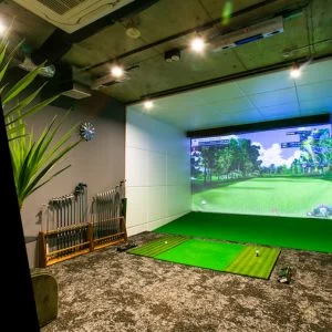 Lounge Range 中目黒 インドアゴルフ